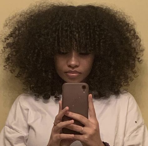 4a Natural Hair Short, Hair Shape, Swag Era, Cabello Afro Natural, Curly Bangs, Cute Curly Hairstyles, Girls Natural Hairstyles, Natural Curls Hairstyles, Black Curly Hair