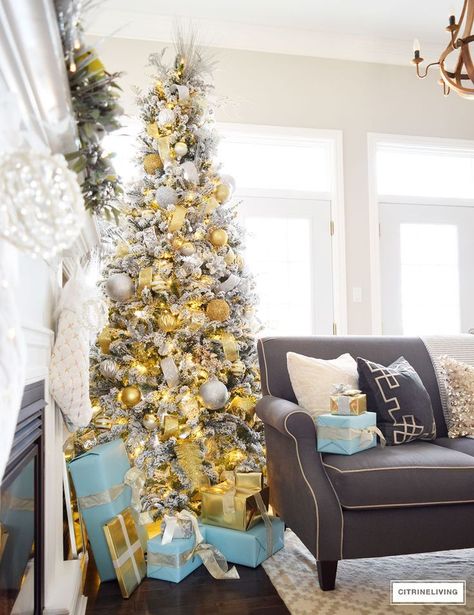 HOLIDAY HOME SHOWCASE 2016 | Silver and gold elegant Christmas tree accented with tiffany blue and gold gifts. #christmasdecor Yellow Christmas, Christmas Tree Decor Ideas, Tree Decor Ideas, Holiday Greenery, Elegant Christmas Trees, Christmas Decor Inspiration, Gold Holiday, Christmas Tree Inspiration, Gold Christmas Tree