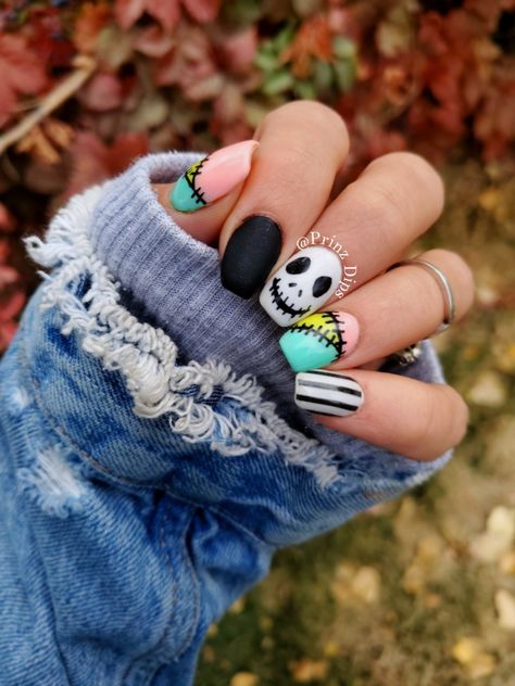 Sally Nails, Nightmare Before Christmas Nails, Holloween Nails, Cute Halloween Nails, Sassy Nails, Christmas Nails Easy, Cute Gel Nails, Disney Nails, Nails Halloween