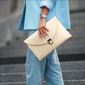 ODM GEARONIC Clutch Purses, PU Leather Evening Envelope Clutch Handbags Womens Crossbody Bag with Chain Strap Factory Check more at https://www.alppm.com/product/odm-gearonic-clutch-purses-pu-leather-evening-envelope-clutch-handbags-womens-crossbody-bag-with-chain-strap-factory Product Showcase, Envelope Clutch Bag, Bag With Chain, Envelope Clutch, Womens Crossbody Bag, Mom Style, Clutch Purse, Clutch Handbag, Chain Strap