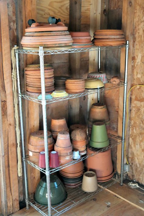 Organize Garden Supplies, Organizing Garden Supplies, Garden Supply Storage Ideas, Gardening Shed Organization, Gardening Supplies Organization, Flower Pot Storage Ideas, Garden Supply Organization, Plant Supplies Organization, Garden Supplies Organization