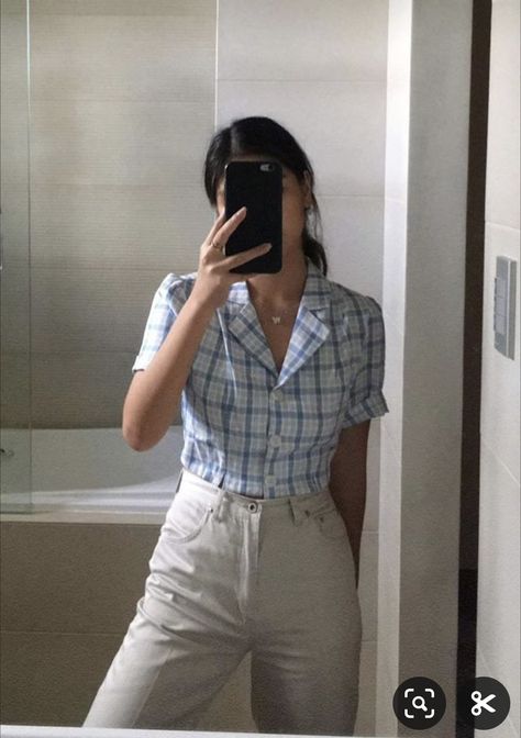 Bianca Gan, A Woman, Crop Top, Mirror, On Instagram, Instagram