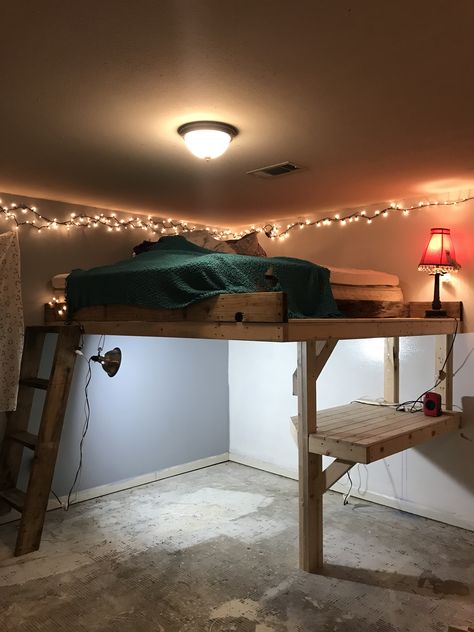 King size loft bed. Made by Anthony Ardoin A Loft Bed, Diy Loft, Loft Bed Plans, Diy Loft Bed, Bed Plans, Teenage Bedroom, Trendy Bedroom, Bedroom Loft, Bedroom Designs