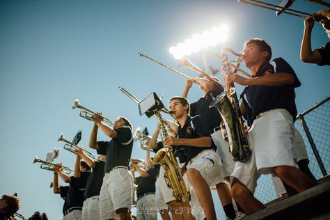 Marching Band Photography, School Band Aesthetic, Band Aesthetic High School, Yearbook Picture Ideas, Marching Band Aesthetic, Band High School, Band Senior Pictures, Band Portraits, Band School