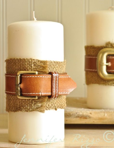 Use a thrift store belt to dress up a candle Decorating Apartment, Candle Projects, نباتات منزلية, Diy Living Room Decor, Easy Candles, Equestrian Decor, Burlap Crafts, Diy Decorating, Diy Decor Crafts