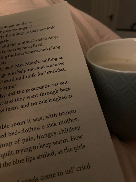 Reading Book At Night Aesthetic, Night Reading Instagram Story, Coffee Bed Aesthetic, Night Book Reading Snap, Reading Time Insta Story, Book In Bed Aesthetic, Night Bed Snap, Night Time Snaps, Reading At Night Aesthetic