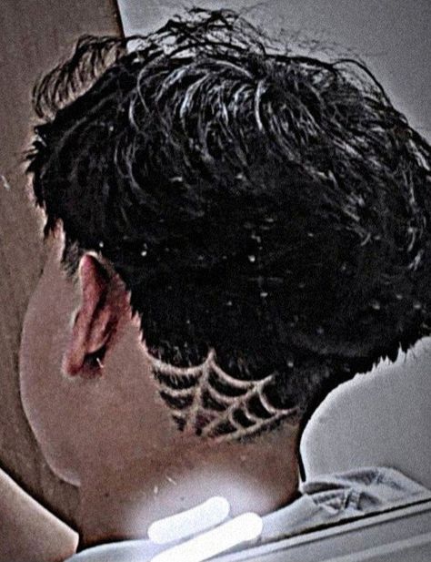 Fall Undercut Designs, Spider Web Shaved Head, Halloween Haircut Designs, Cool Hair Designs For Men, Spiderweb Haircut, Spider Web Design Hair, Spiderweb Undercut, Spider Web Hair Design, Spider Web Hair