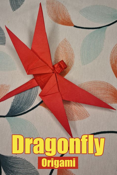 Origami Dragonfly Tutorial: How to Fold a Beautiful and Detailed Paper Insect Origami, or the art of paper folding, is an age-old hobby that has been enjoyed by people around the world for centuries. In this origami dragonfly tutorial, we will show you how to fold a detailed and stunning paper insect out of a single sheet of paper. Origami Dragonfly Step By Step, Insect Origami, Origami Dragonfly, Flat Origami, Origami Insects, Creative Origami, How To Fold, Origami Easy, Paper Folding