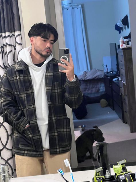 Man wearing a flannel with hoodie Shirt On Top Of Hoodie Outfit, Hoodie With Flannel Outfit Men, Hoodie With Flannel Outfit, Flannel With Hoodie Outfit, Flannel Hoodie Outfit Men, Hoodie Flannel Outfit, Flannel And Hoodie Outfit, Flannel Hoodie Outfit, Flannel And Hoodie