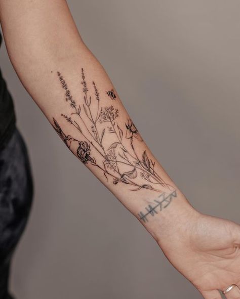 Insect Half Sleeve Tattoo, Flowers Sleeve Tattoo Women, Forearm Nature Tattoos For Women, Wild Flower Arm Tattoos For Women, Delicate Wildflower Tattoo, Wildflower Arm Tattoo, Growing Flower Tattoo, Line Work Sleeve Tattoo, Fine Line Flower Tattoo Sleeve