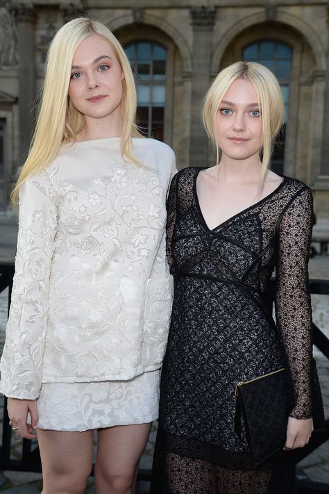 Celebrities With Their Siblings | Pictures | POPSUGAR Celebrity Elle and Dakota Fanning #ellefanning #dakotafanning #celebrity #style #fashion Ellie Fanning, Pale Skin Hair Color, Fanning Sisters, Celebrity Siblings, Dakota And Elle Fanning, Sister Sister, Dakota Fanning, Young Actresses, Trendy Hair Color