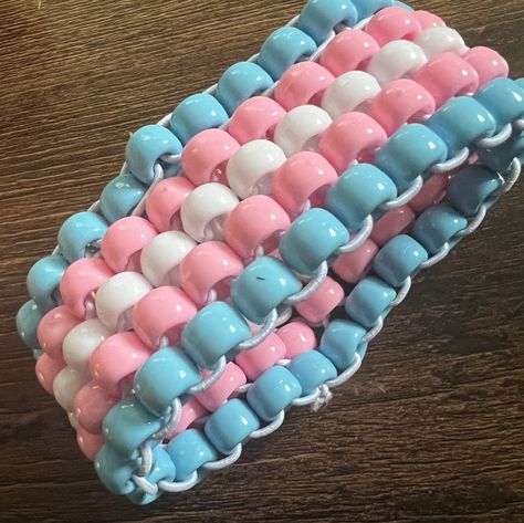 My first trans cuff X3 Trans Kandi Cuff, Trans Kandi, Kandi Cuff Patterns, Diy Kandi Bracelets, Diy Kandi, Kandi Ideas, Kandi Cuff, Kandi Bracelets, Trans Pride