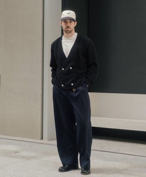 Male Street Style, Minimal Mens Fashion, Male Cardigan, Daniel Simmons, Male Streetwear, Minimal Streetwear, Minimalist Streetwear, Lifestyle Dresses, Mens Smart Casual Outfits