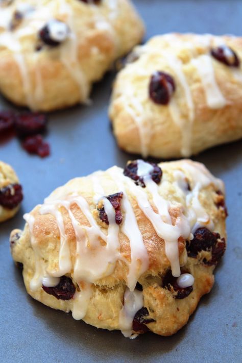 Crumbly but moist cream scones flavored with Meyer lemons and cranberries for a sweet and tart breakfast or afternoon treat. Cranberry Lemon Scones, Tart Breakfast, Cranberry Scones Recipe, Lemon Biscotti, Lemon Cranberry, Whiskey Sour Recipe, Baking With Coconut Oil, Cranberry Orange Scones, Scone Recipes