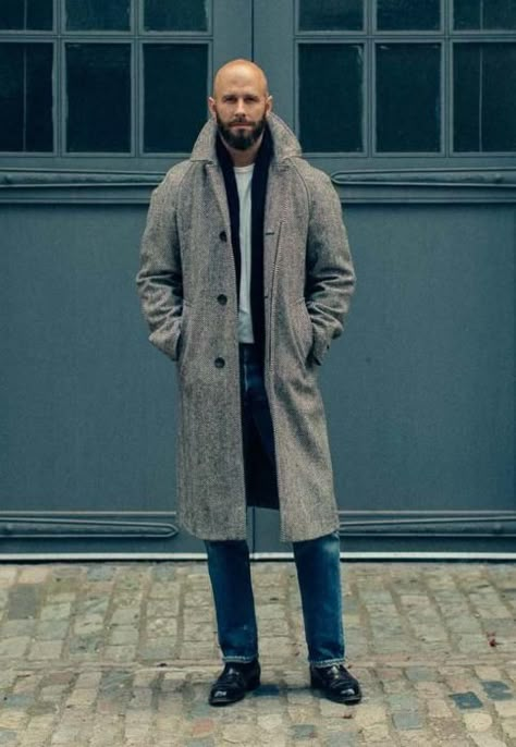 Herringbone Coat Outfit, Herringbone Overcoat, Savile Row Tailoring, Man's Overcoat, Overcoat Men, Donegal Tweed, Herringbone Coat, Herringbone Jacket, Ivy Style