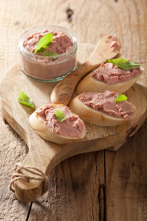 Potting meat is a way to preserve meat. Potted Meat Spread Recipes, Potted Meat Recipes, Preserve Meat, Historical Cooking, Meat Loaves, Liver Pate, Dinner Party Dishes, Pate Recipes, Canning Food Preservation