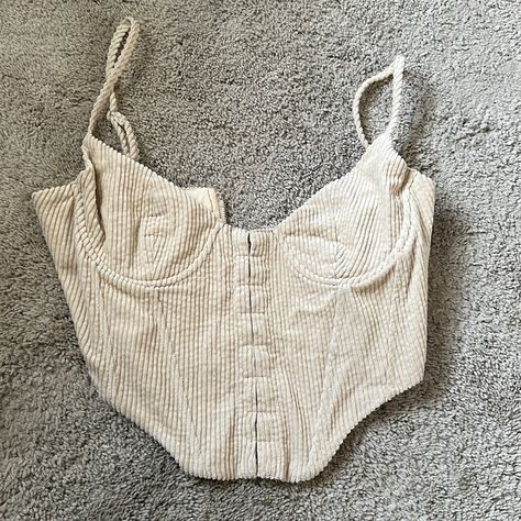 Never Worn Cream Corduroy Corset Style Top The Foxy Kind - Size Medium Handmade Corset Top, Corset Tops Outfit, Corduroy Corset, Corset Diy, Reworked Clothes, Corset Fashion Outfits, Madison Beer Outfits, Corduroy Top, Beer Outfit