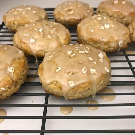 Maple Oatmeal Scones Ina Garten, Ina Garten Maple Oatmeal Scones, Maple Oat Scones, Thanksgiving Scones, Maple Oatmeal Scones, Maple Pecan Scones, Maple Scones, Sweet Scones, Maple Desserts