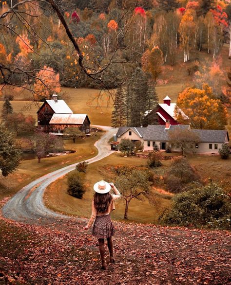 Things To Do In Vermont, Vermont Photography, Woodstock Vermont, Vermont Fall, New England Road Trip, Photo Recreation, Sleepy Hollow, Fall Pictures, Autumn Aesthetic