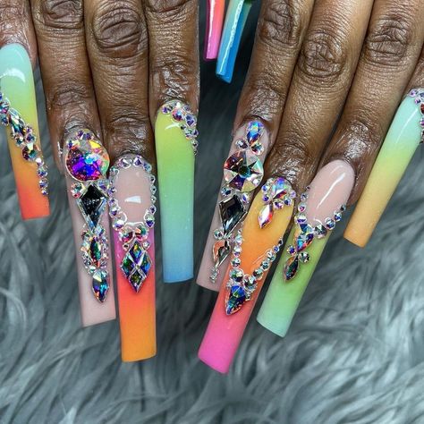 Crystal Placement, Business Nails, Long Nail Designs, Nail Jewels, Long Square Acrylic Nails, Great Nails, Gem Nails, Crazy Colour, Crystal Nails