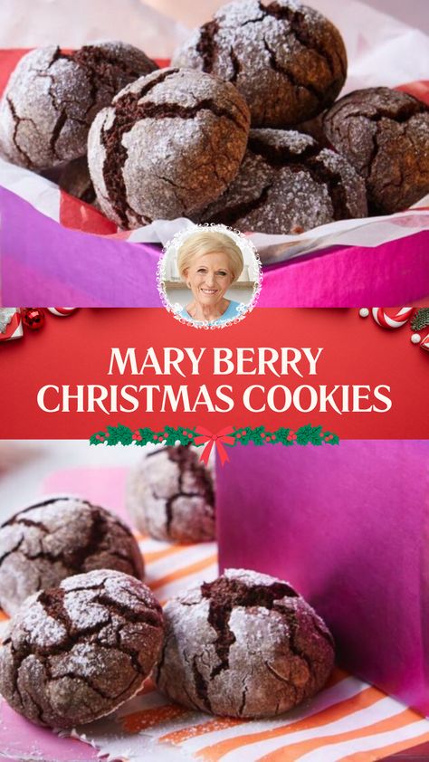 Mary Berry Christmas Cookies Marzipan Recipes, Mary Berry Desserts, Mary Berry Recipes Baking, Mary Berry Recipes, Mary Berry Christmas, Slice And Bake Cookies, Holiday Cookie Gift, Christmas Cookies Recipe, Christmas Cakes Easy