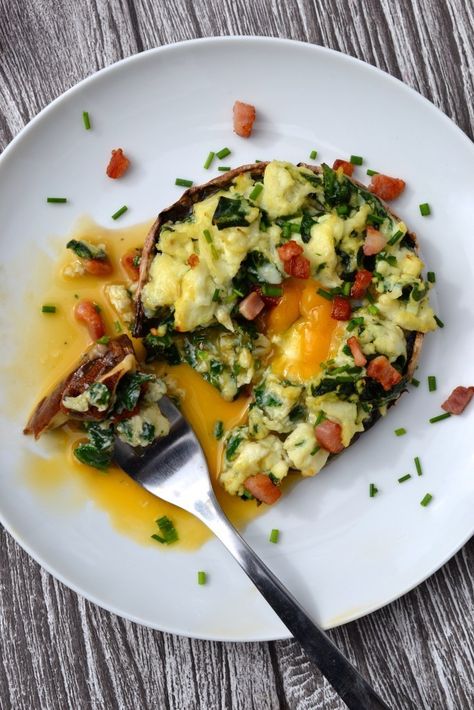 The Best Scrambled Eggs in Portobello Mushrooms Mushrooms Breakfast, Simple Scrambled Eggs, The Best Scrambled Eggs, Simple Healthy Breakfast, Best Scrambled Eggs, Eggs And Mushrooms, Sweet Potato Slices, Specific Carbohydrate Diet, Bacon Tomato