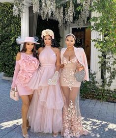 https://pin.it/6n1z8Zdqt Tea Party Outfits For Women Classy, Tea Party Outfits For Women, Tea Party Birthday Ideas, High Tea Outfit, High Tea Dress, Besties Aesthetic, Adult Tea Party, Tea Party Attire, Kentucky Derby Outfit