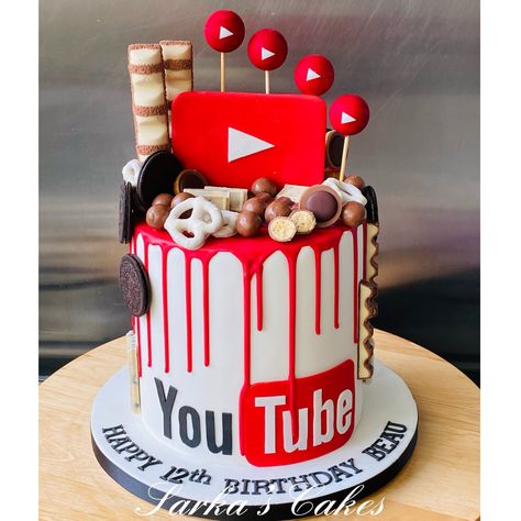 #cake #cakeideas #cakedecoratingideas #12thbirthdaycake #cakeforboys #dripcake #youtube #youtubecake #tiktok Youtube Theme Cake Design, You Tube Cake Ideas, Youtube Birthday Party Ideas For Boys, Youtube Cake Ideas, Youtube Cake Theme, Youtube Cupcakes, Youtube Birthday Cake, Heaven Cake Recipe, Youtube Cake