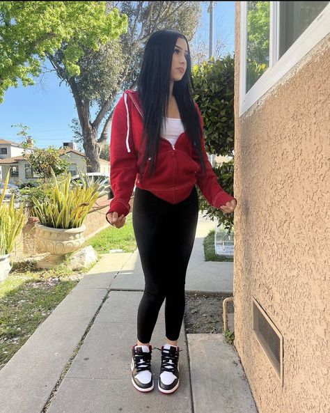 Shein Baile Outfits, Latina Outfits School Sweatpants, Simple Latina Outfits, Outfits Ideas Latina, Latina Outfits Leggings, Copy And Paste Latina Clothes, Latina Shein Outfits, Latina Girl Outfits For School, Latina Middle School