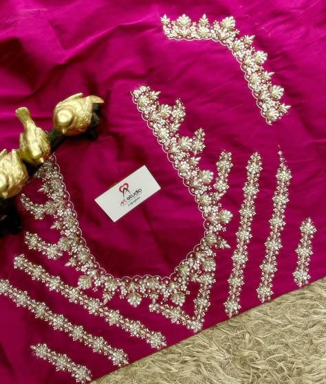 Pearl Work Blouses, Exclusive Blouse Designs, Blouse Designs High Neck, Latest Bridal Blouse Designs, Latest Blouse Designs Pattern, Pearl Work, Kids Blouse Designs, Traditional Blouse Designs, Latest Model Blouse Designs