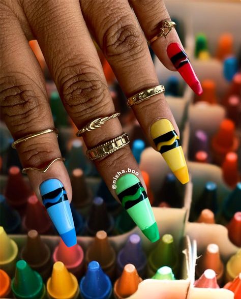 Teacher Nails Acrylic, Crayon Nail Art, Fun Teacher Nails, Cute Teacher Nails, Teacher Acrylic Nails, Crayon Nails Designs, Art Teacher Nails, Last Day Of School Nails, Crayola Nails