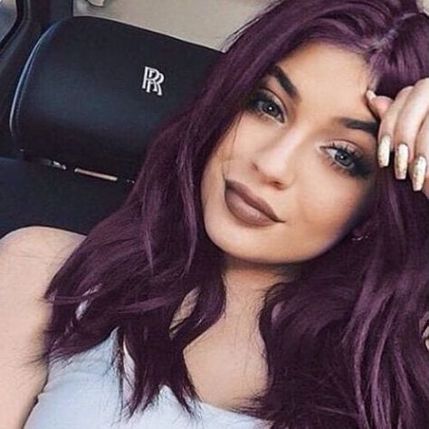 Be Sweet as a Plum: 50 Plum Hair Color Shades & Ideas for You! - My New Hairstyles Dark Purple Hair Color Ideas, Dark Purple Hair Color, Grow Eyelashes, Purple Hair Color Ideas, Jenner Hair, Hair Color Plum, Purple Hair Color, Kylie Jenner Hair, Dark Purple Hair