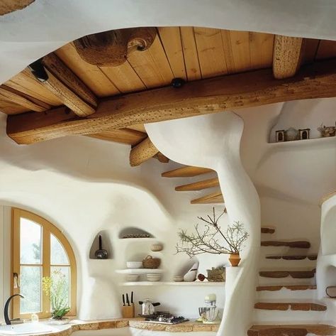 Cob House Fireplace, Straw Clay House, House With Tree Inside, Cob House Design, Clay House Ideas, Rustic Beams, Sand House, White Cabin, Eco House Design