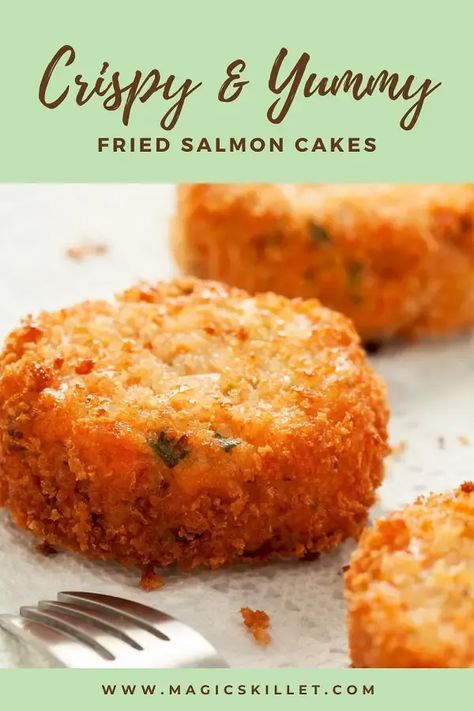 Fried salmon cakes.Very easy and delicious fish cakes cooked in a pan. #recipes #food #dinner #salmon #cakes #crispy #yummy Fried Fish Cakes, Cajun Salmon Cakes, Salmon Fish Cakes Recipe, Salmon Cake Recipes, Salmon Cakes With Fresh Salmon, Salmon Cakes With Canned Salmon, Deep Fried Salmon, Salmon Sandwich Recipes, Fried Salmon Recipes