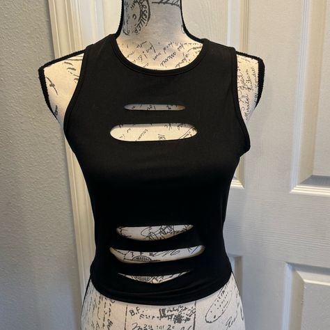 Solid Black Ripped Crop Tank Top. Size Small. New In Package Measures Approximately (Laying Flat) Armpit To Armpit 16 Length 18 Ripped Shirt Design, Small Tank Top Outfit, Sewing Patterns Free Tops Simple, Punk Tops Women, Distressed Tank Top Diy, How To Cut A Shirt Into A Tank Top, Ripped Clothes Aesthetic, Cut Tshirt Ideas, How To Make A Tank Top