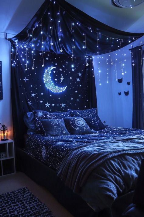 Space Themed Apartment, Moon Room Decor Aesthetic, Night Sky Room Aesthetic, Sky Bedroom Aesthetic, Moon Room Ideas Bedrooms, Astrology Themed Room, Moon Aesthetic Bedroom, Night Sky Decorations, Room Design Ideas Aesthetic