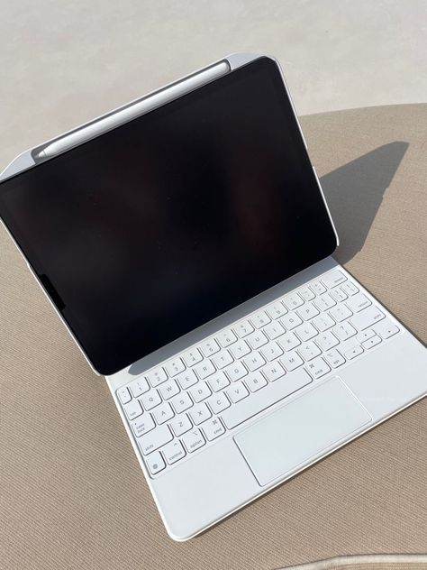 Ipad Pro With Magic Keyboard, Ipad Pro Keyboard Aesthetic, Ipad Aesthetic Keyboard, Apple Ipad With Keyboard, Ipad And Magic Keyboard, I Pad With Keyboard, Apple Ipad Keyboard, Ipad With Pen And Keyboard, Aesthetic Ipad Keyboard