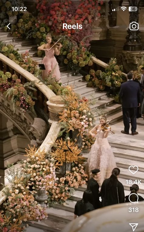 Opera Wedding Theme, Opera Garnier Paris Wedding, Opera Garnier Wedding, Opera Outfits, Opera Aesthetic, Opera Wedding, Opera Garnier Paris, Opera Garnier, Museum Photography