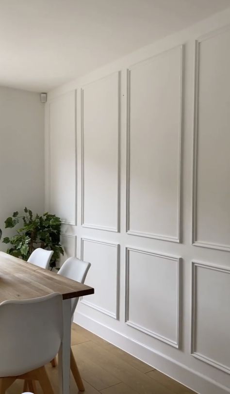 Molded Wall Panels, White Walls With Molding, Moulding Wall Bedroom, Decorative Mouldings Wall, Minimalist Wainscoting Ideas, Dinning Room Wall Designs, White Paneling Living Room, White Wall Molding Living Room, Wall Panel Design Dining Room