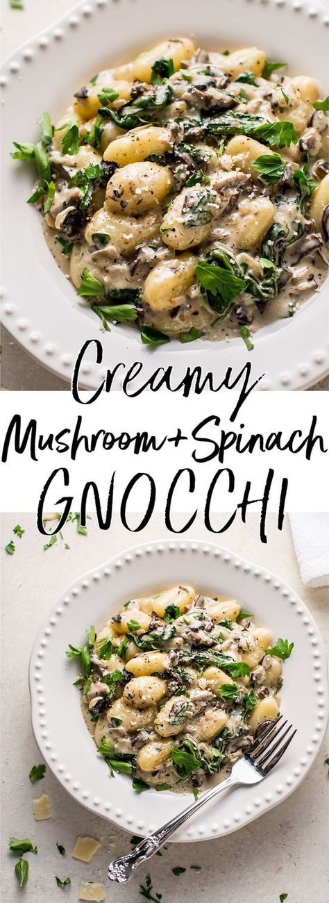 This creamy mushroom and spinach gnocchi is a restaurant-worthy dinner made in one pan and ready in less than 30 minutes! White wine and parmesan cheese make this sauce amazing! Gnocchi Vegetarian, Spinach Gnocchi, Makanan Italia, Resep Pasta, Gnocchi Recipes, God Mat, Vegetarian Recipes Dinner, Vegetarian Dinner, One Pan