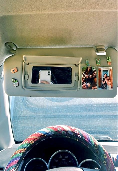 Truck Interior Aesthetic, Inside Car Decorations Diy, Inside Of Car Decorations, Cute Car Exterior Ideas, Country Car Aesthetic, Hippy Car Aesthetic, Summer Car Interior, Car Interior Decor Minimalist, Cute Decorated Car Interior