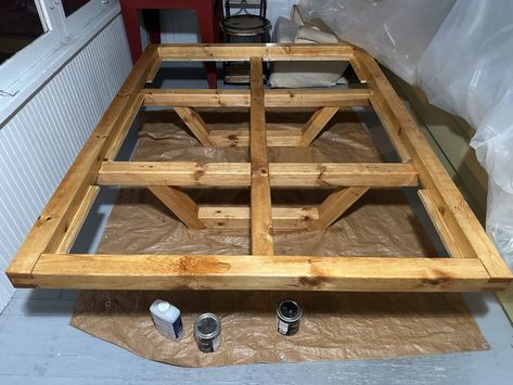 King Size Floating Bed Frame Diy, Diy Floating King Bed Frame, Floating Queen Bed Frame Diy, Diy Bedframe Queen Easy, Queen Size Floating Bed Frame Diy, Diy Floating Bed Frame Plans, Full Bed Frame Diy, Diy Floating Bed, Log Bed Frame