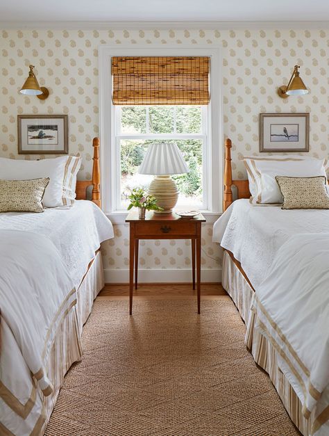 10 Pins : Pinterest Inspiration - Room for Tuesday Blog Twin Beds, Twin Bedroom, Cottage Bedroom, Style Deco, Best Interior Design, Guest Bedrooms, Best Interior, 인테리어 디자인, Guest Bedroom