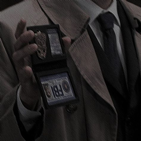 Cas castiel supernatural wallpaper aesthetic castiel wallpaper cas aesthetic Supernatural Brown Aesthetic, Supernatural Dark Aesthetic, Supernatural Pfp Aesthetic, Supernatural Castiel Aesthetic, Deans Impala, Supernatural Widget, Destiel Aesthetic, Castiel Aesthetic, Hunter Aesthetic