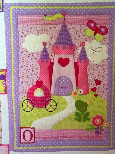 Princess Quilt, Motifs D'appliques, Disney Quilt, Fairy Castle, Quilted Wall Hanging, Princess Fairy, Patchwork Baby, Childrens Quilts, Cute Quilts