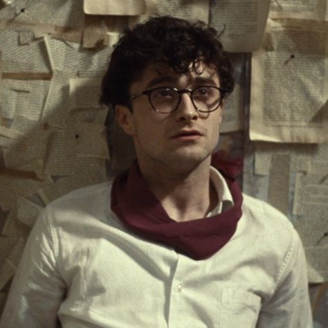 Daniel Radcliffe - Allen Ginsberg Allen Ginsberg Daniel Radcliffe, Kill Your Darlings Daniel Radcliffe, Allen Ginsberg Kill Your Darlings, Daniel Radcliffe Kill Your Darlings, Daniel Radcliffe Aesthetic, Dan Radcliffe, Film Scenes, Kill Your Darlings, Allen Ginsberg