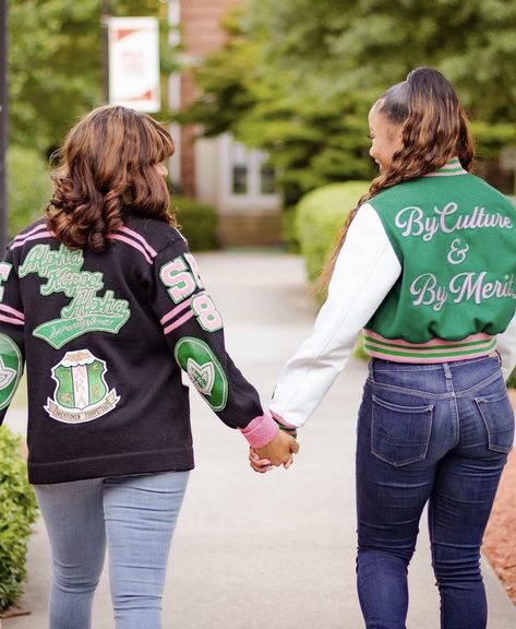 Sorority Letterman Jacket, Aka Letterman Jacket, Aka Outfits, Sorority Paraphernalia, Bestie Forever, Alpha Kappa Alpha Sorority Paraphernalia, Alpha Woman, Skee Wee, Graduation Pics