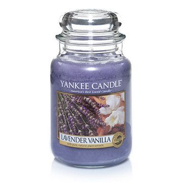 ? Lavender And Vanilla, Popular Candles, Yankee Candle Scents, Candle Obsession, Best Smelling Candles, Lavender Scented Candle, Vanilla Scented Candles, Lavender Vanilla, Vanilla Candle