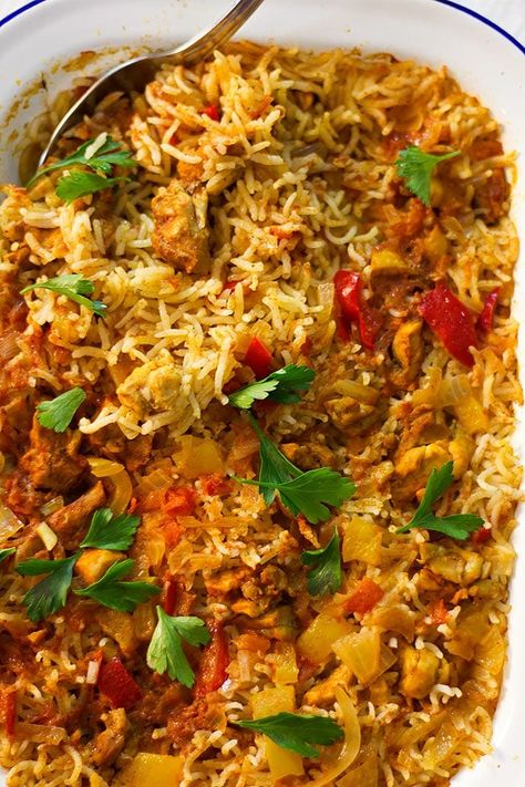 Oven Chicken And Rice, Oven Baked Chicken And Rice, Oven Baked Rice, Baked Chicken And Rice, Rice Bake Recipes, Chicken Rice Bake, Flavorful Rice, Basmati Rice Recipes, Curry Chicken And Rice