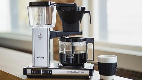 The Best Automatic Drip Coffee Makers for Easy, Delicious Coffee at Home Drip Coffee Makers, Pod Coffee Makers, Filter Coffee Machine, Best Coffee Maker, Cold Brew Coffee Maker, Coffee Brewer, Glass Carafe, Espresso Maker, Filter Coffee